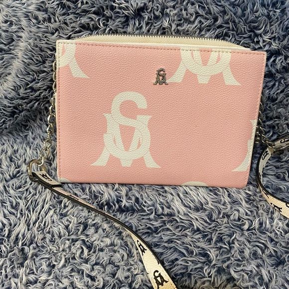 Steve Madden Monogram Pink/ Orange Wallet Chain Crossbody - Picture 3 of 16